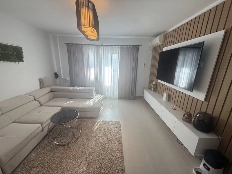 Obor x Teiul Doamnei  x Maica Domnului - 5 minute metroul Obor